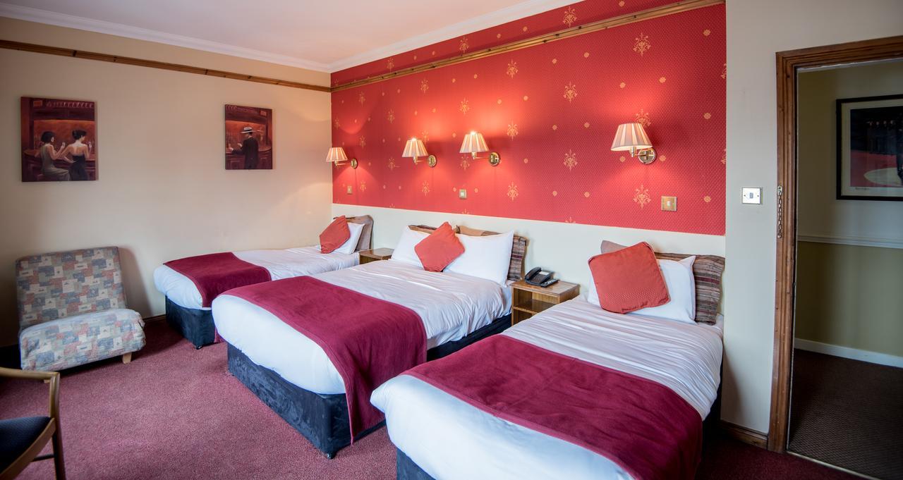 קיל איירן Failte Hotel מראה חיצוני תמונה